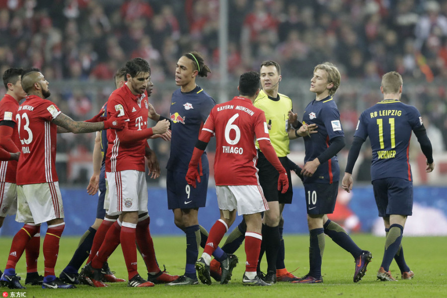  拜仁慕尼黑与莱比锡红牛上演德甲巅峰对决