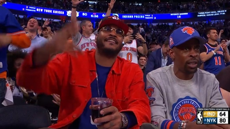  尼克斯布伦森爆发，麦迪逊广场花园座无虚席  